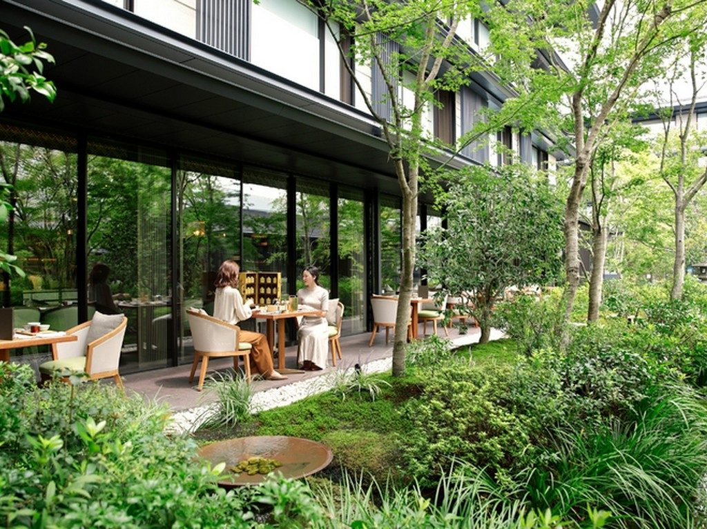 アフタヌーンティーテラス席