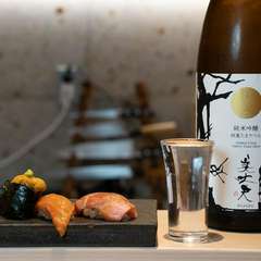 北新地駅から徒歩3分。普段のお食事から特別な日にも