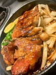 旨味成分の遊離アミノ酸が多い金アグー生姜焼き焼きは酒も米も進む。