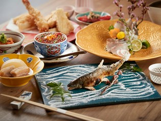 日本各地から集められる、季節感豊かな食材を厳選