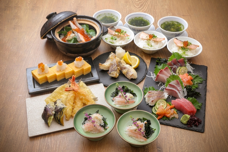 【附2小时无限畅饮】鱼出特选套餐（8道菜）平时7,000日元→使用优惠券6,000日元★