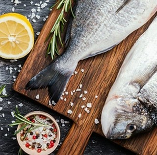 「旬のど真ん中」季節・産地を吟味した魚