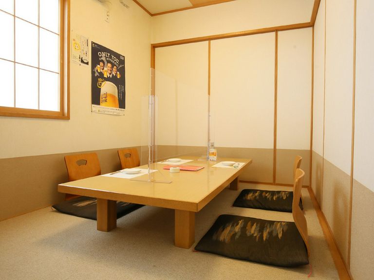 ほっとくつろげる癒やしの空間で足を伸ばしてリラックス