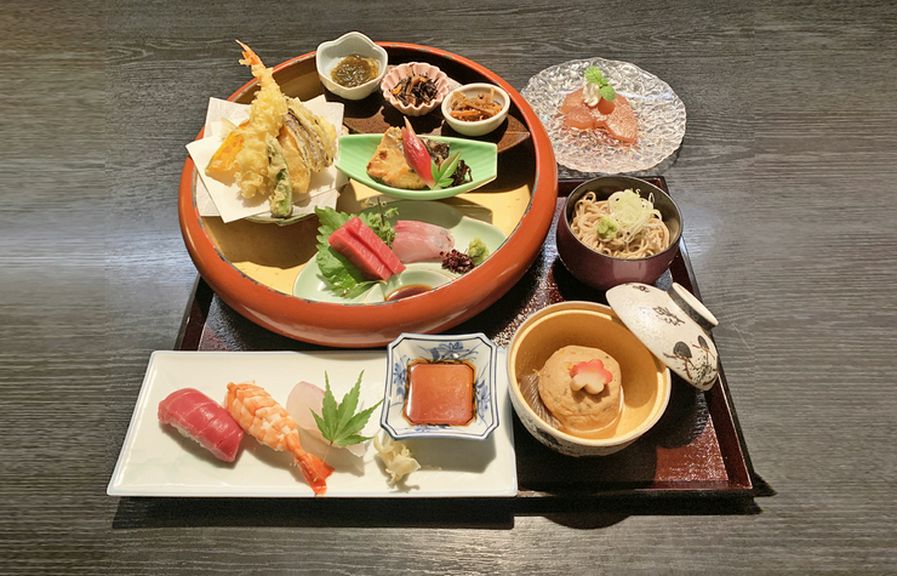 四季まどい御膳