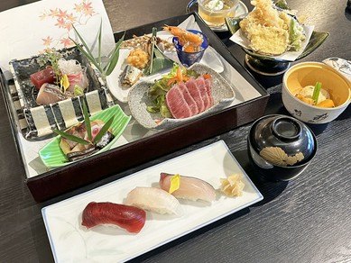法事のお席にふさわしい懐石料理。大切な人、大切な時のおもてなしにどうぞ。