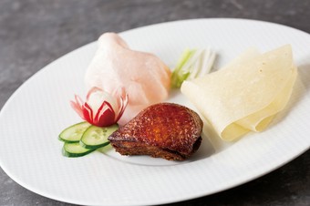 何度でも食べたい逸品。噛むほどにおいしい『北京ダック』