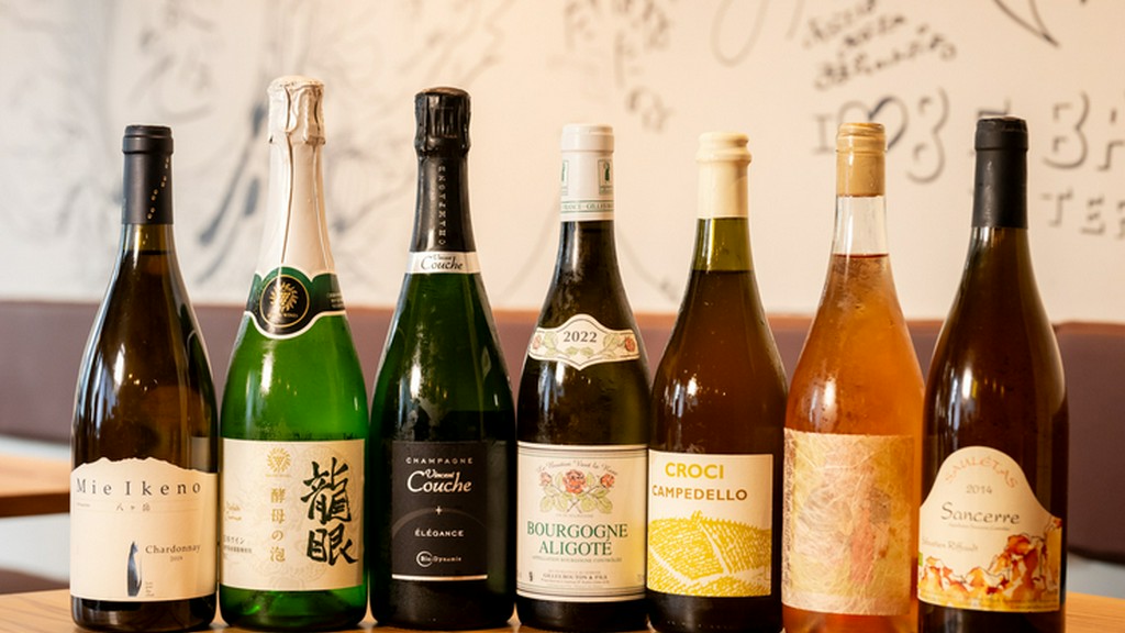 今宵の逸品を奥深くしてくれる自然派ワイン