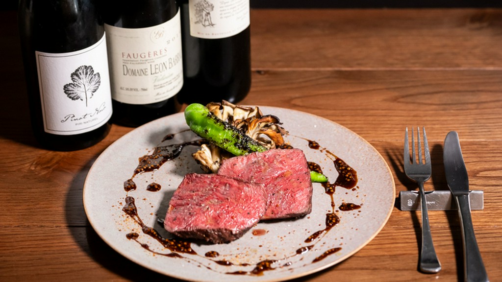 『北海道　熟成蝦夷鹿ランプ　56℃火入れ』