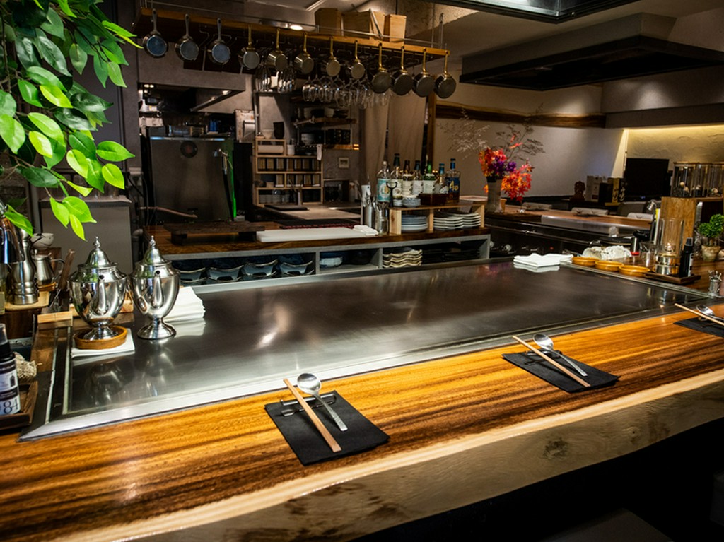 「神戸牛」や海鮮を使った料理が豊富に揃いデートにぴったり