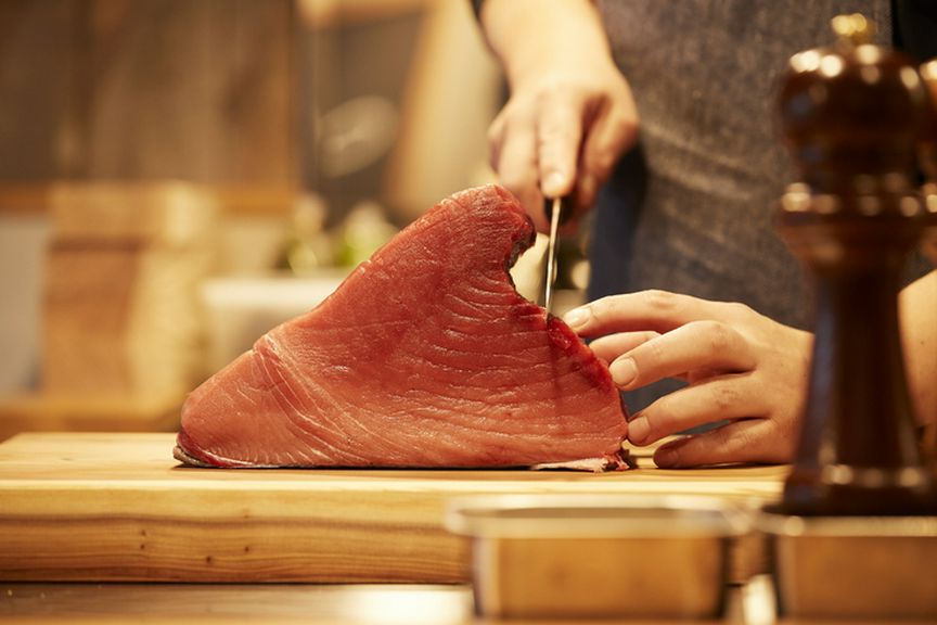 マグロの旨味はそのまま!驚きの創作メニューをご提供