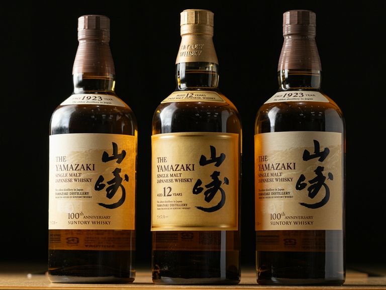 厳選ウイスキーで楽しむハイボール、ボトルメニューも