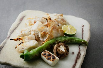 素材のおいしさが際立つ『焼きふぐ』