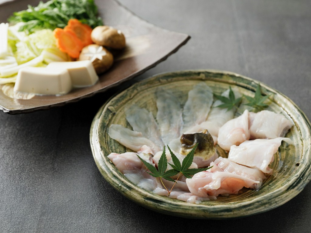 ふぐを知り尽くした料理人の技が光る『てっちり』