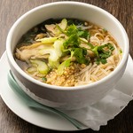 サラダ、ドリンク付き