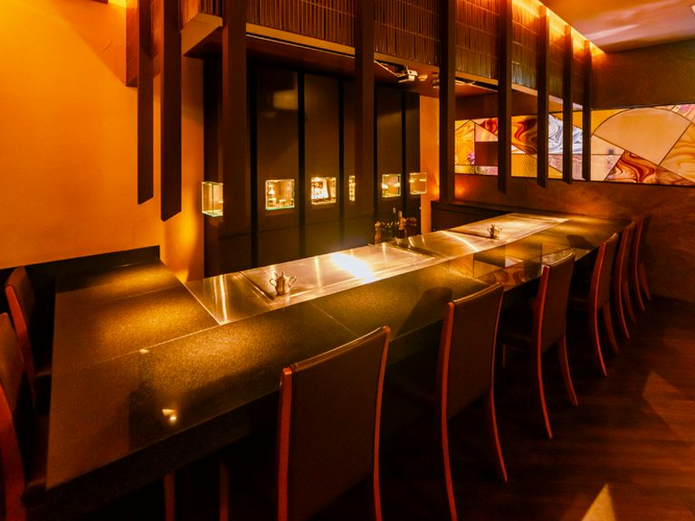 料理ができる様子を楽しみつつ、期待感を膨らませて