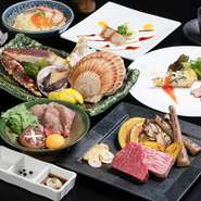 ・季節の前菜
・道産黒毛和牛ロースすき焼き
・季節の野菜4種
・海鮮3種（ホタテ 活蝦夷アワビ タラバ蟹）
・道産A4黒毛和牛フィレ＆ロース各50g
・蟹の焼き飯 味噌汁付
・デザート
