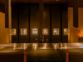 五感すべてが喜ぶダイナミックな鉄板焼を堪能