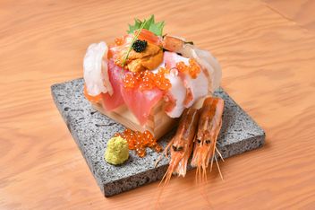 사시스세소 히가시도리점