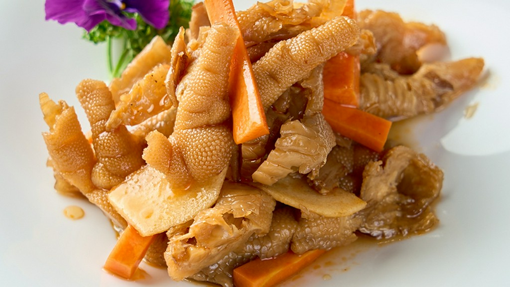 匠の技が織りなす、シェフの世界観を満喫