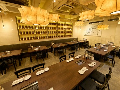 リラックスでき、こだわりのおいしさをじっくりと味わえる空間