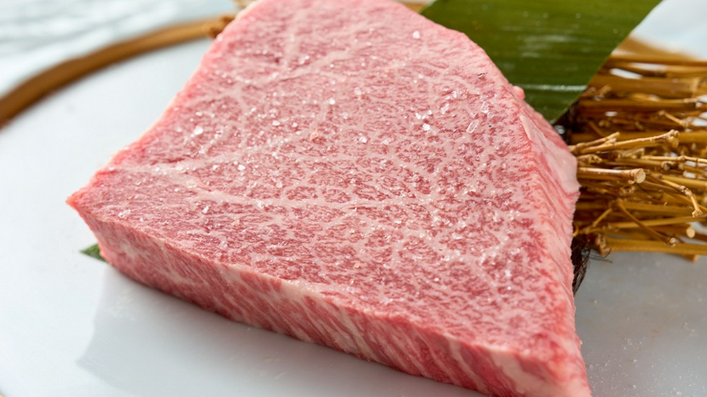 和牛ならではの味わい深さと柔らかさを堪能『黒毛和牛　シャトーブリアン』