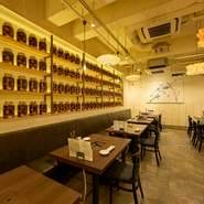 高級焼肉を味わえる店舗では珍しい、食べ放題ができる焼肉店です。ラインナップもタンやハラミ、サーロイン、ユッケなど一般的な食べ放題メニューとは一線を画しています。