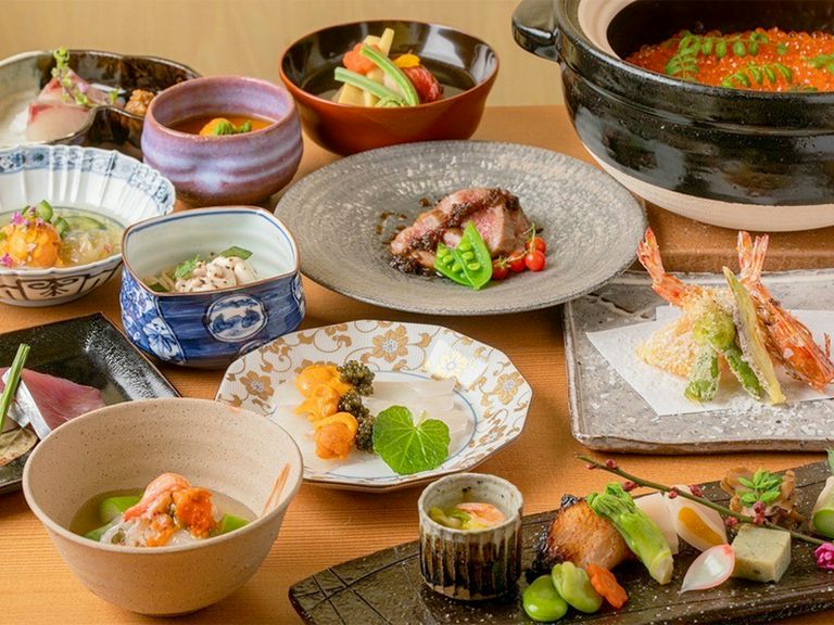 多肴旬菜料理＋牛肉ステーキ＋あわび料理　全20品