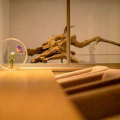 ゆっくり落ち着ける隠れ家的な個室も完備。