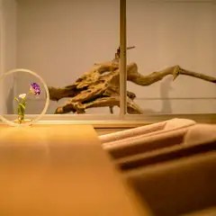 ゆっくり落ち着ける隠れ家的な個室も完備。