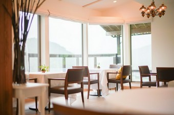 季節の日本料理、能勢の風景、中井夫妻のおもてなしにうっとり！