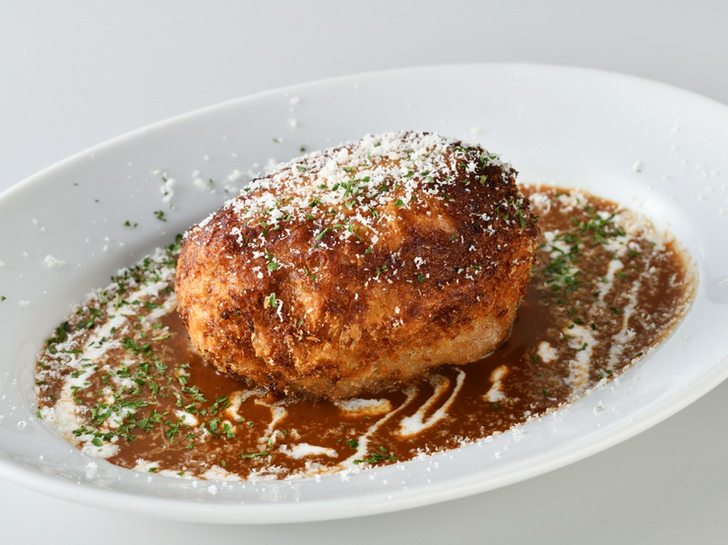 その時々で新鮮かつ状態のいいものを仕入れる「ミンチ肉」