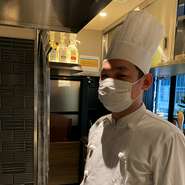 「お客様に笑顔で帰っていただく。また食べたいと思っていただく。何を食べようか迷ったとき、思い出していただく」。食事の場所を探しているとき、ふと頭に思い浮かんでくるような一軒でありたいと考えています。