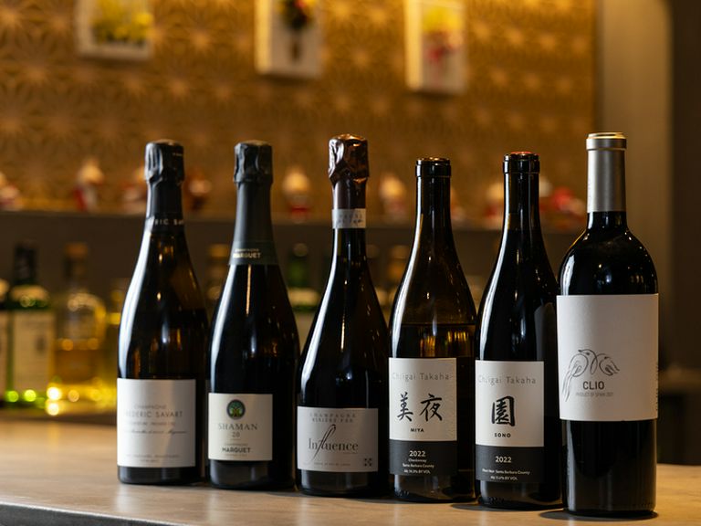 厳選ワインや国産ウイスキー。ビールはブラウマイスター