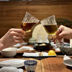 日常使いにオススメ。12席あるカウンター席で、横並びデート