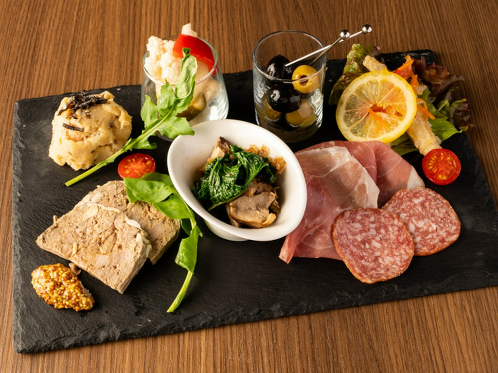 SPICA Tapas Plate