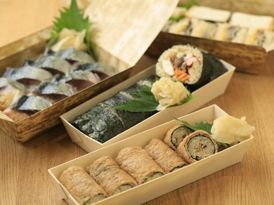 自慢の鮨はテイクアウトもOK！お店の味をご自宅でも