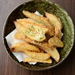 揚げたてのカリカリをお持ちします！