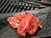 定番部位を贅沢に『名物A5黒毛和牛！小次郎カルビ』