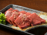 鮮度抜群。希少な内蔵肉『和牛心臓刺し』