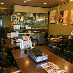 親しみやすい雰囲気の店内