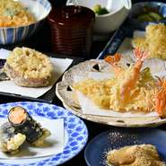 ※時節により食材が変わります。
※特定原材料等について詳しくは係の者にお尋ねください。
※米は国産です。
※滞在可能時間　2時間30分