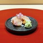 大将自慢の握りと旬の一品料理が存分にお楽しみいただけるコースです。