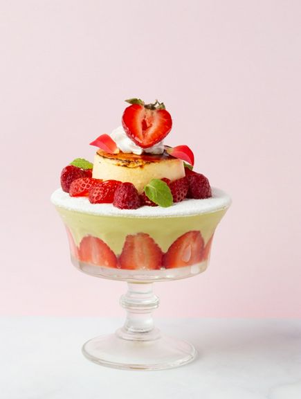 苺とピスタチオムースのフレジェ風