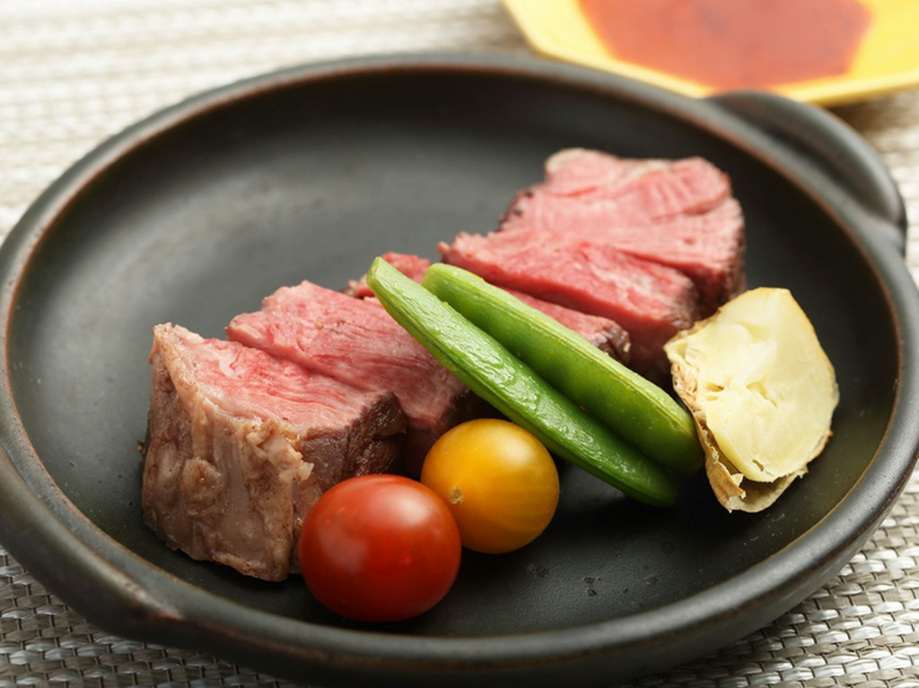 牛ステーキ