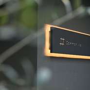 ホテルリングスの1階に位置するこのカフェダイナーは、家族やデートなど、さまざまなシーンにぴったりです。明るく開放的な雰囲気の中で、心地よい時間を過ごすことができます。