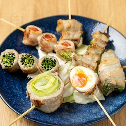 旬の野菜をこだわりを持って仕上げた『野菜巻き物』