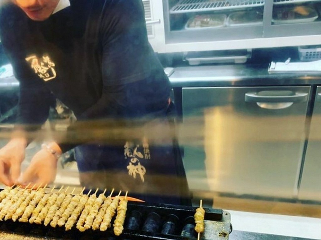 丹精込めて焼き上げる焼鳥で、素敵なひとときを