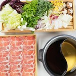 【北海道産三元豚】しゃぶしゃぶ　すき焼　お刺身BOX（9種）=デザート付=