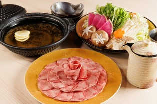 店一番の人気メニュー！外せない一品『牛タンしゃぶしゃぶ』