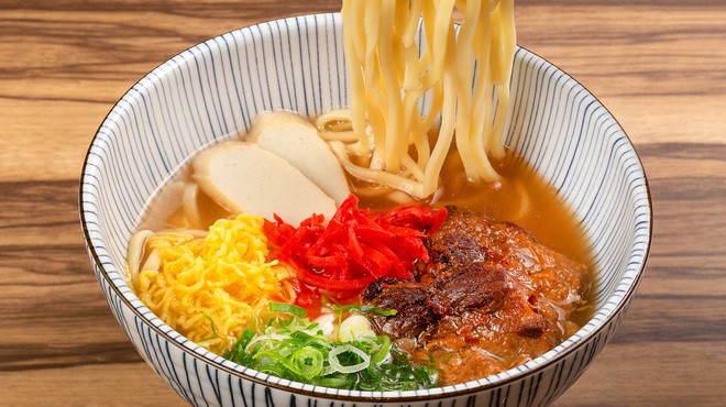 地方の味を楽しめる